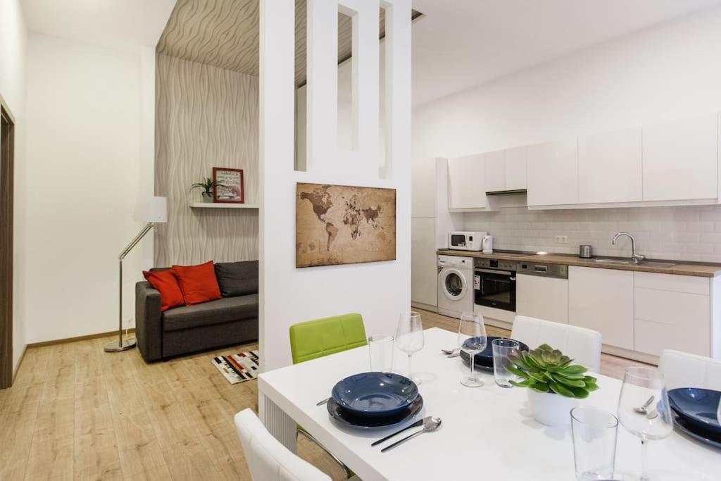 Designer Dream Home In The Ruin Bar District W A/C Budapeste Exterior foto